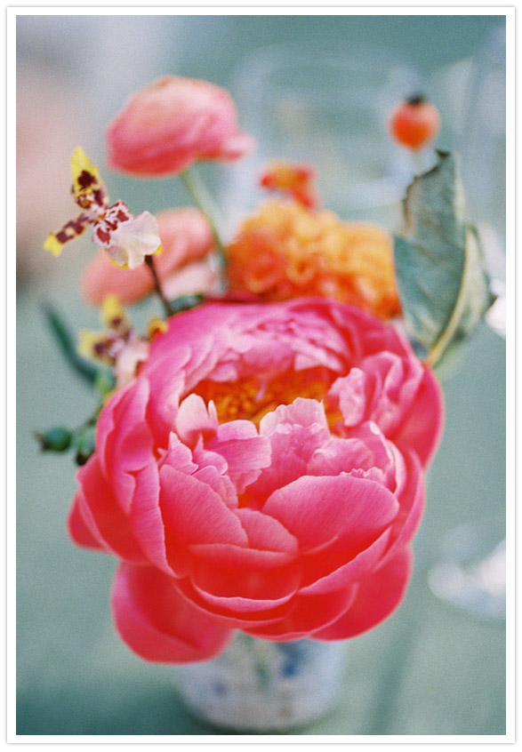 fuchsia peony centerpiece