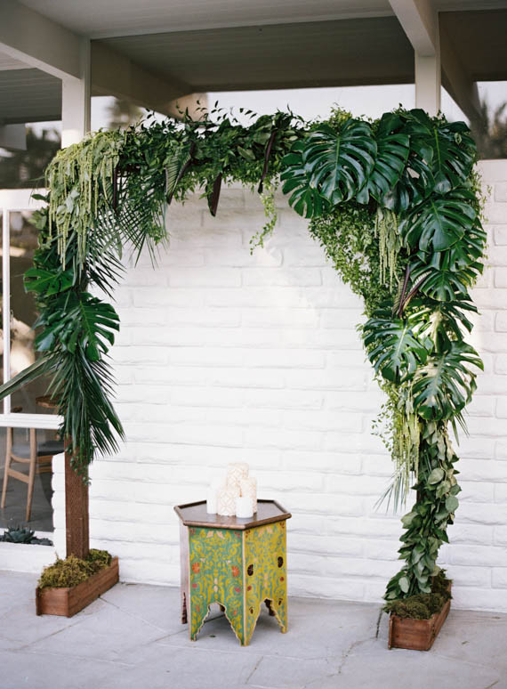 Tropical, summer wedding ideas | Indigo wedding ideas | 100 Layer Cake