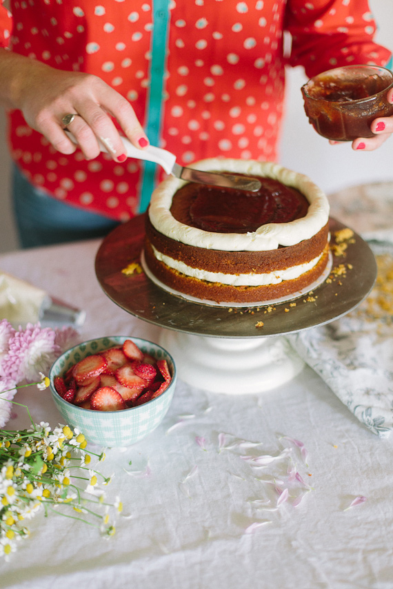 How To Make A Naked Cake By Cakewalk Bake Shop Layer Cake