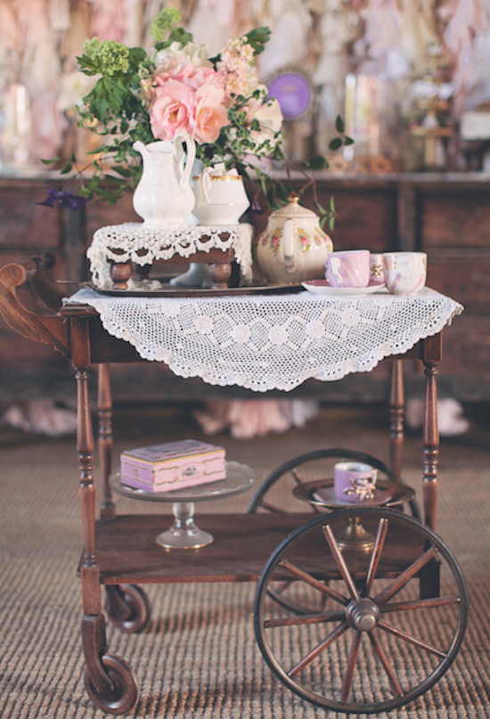 Vintage tea party inspiration | Wedding Inspiration | 100 Layer Cake