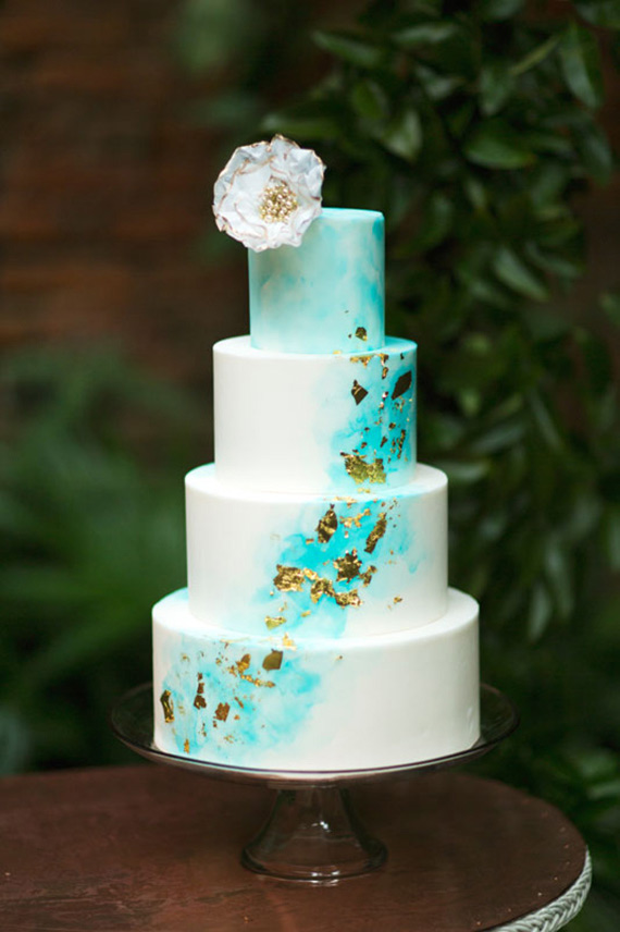 Aqua and gold wedding ideas | Aqua wedding | 100 Layer Cake