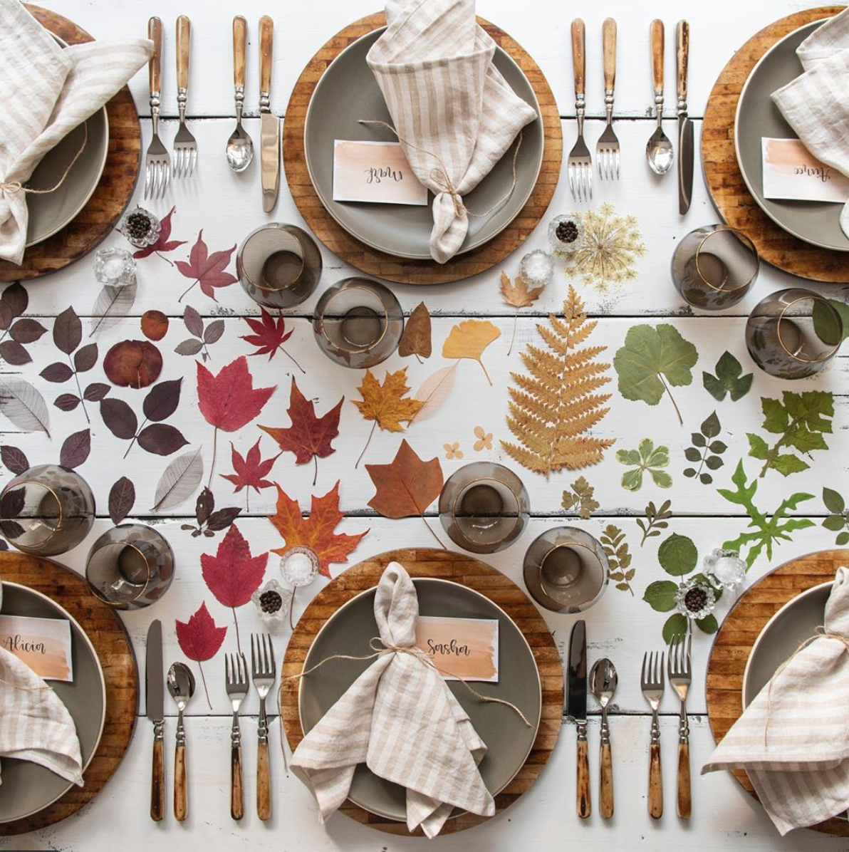 Casa de Perrin fall tablescapes