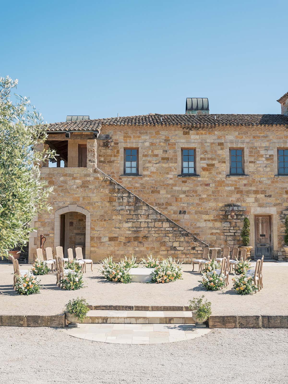 outdoor wedding ceremony at Sunstone Villa