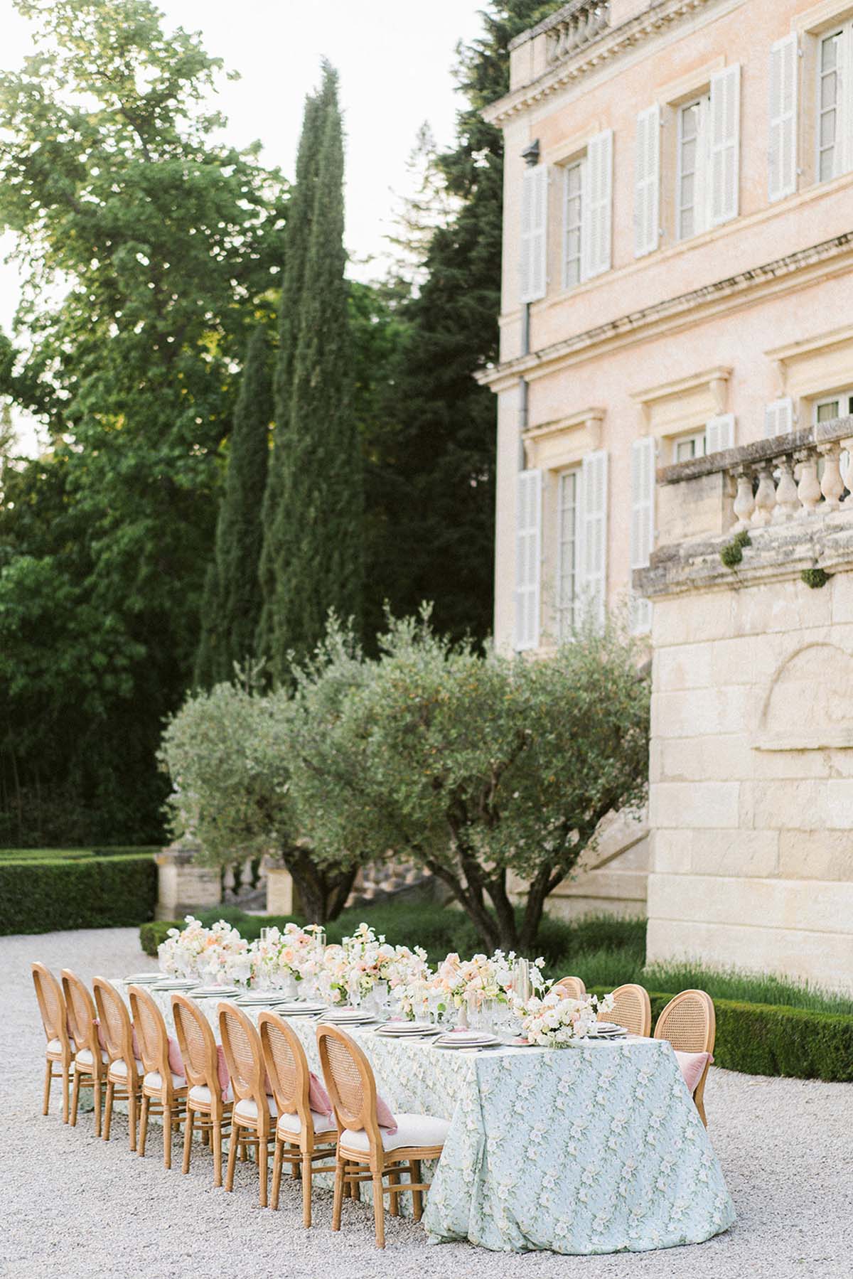 wedding tablescape in front of Château Martinay, France