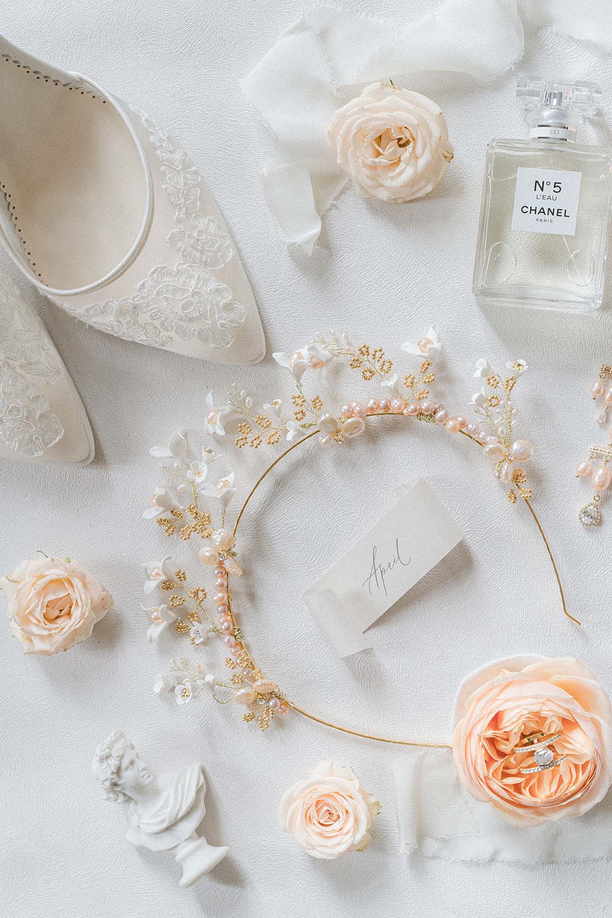 peach bridal tiara and jewelry 