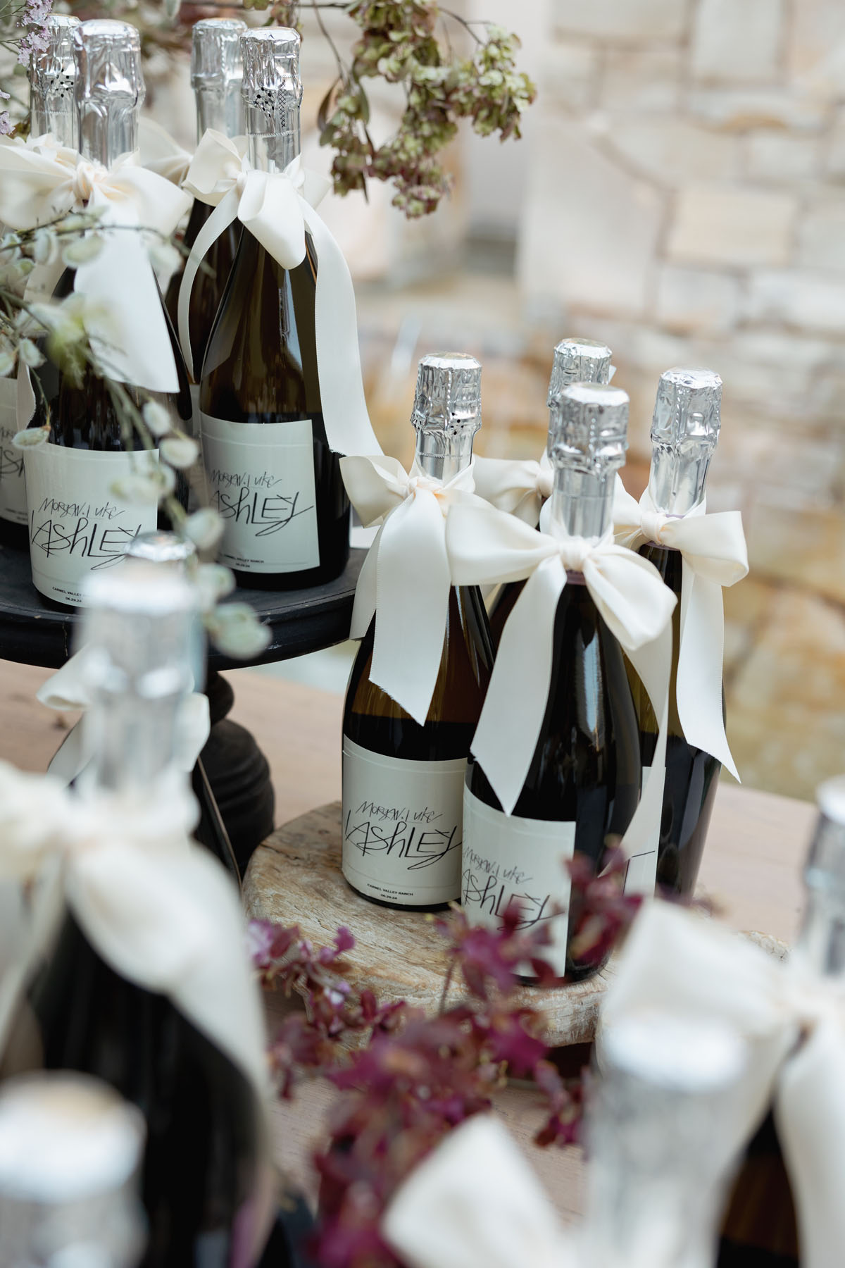 custom wine labels and bows for fall wedding in California