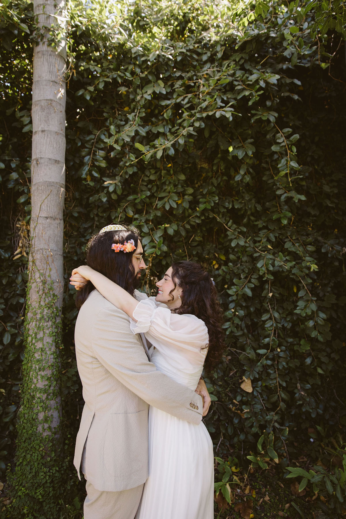 whimsical wedding portraits at LA river center and gardens 