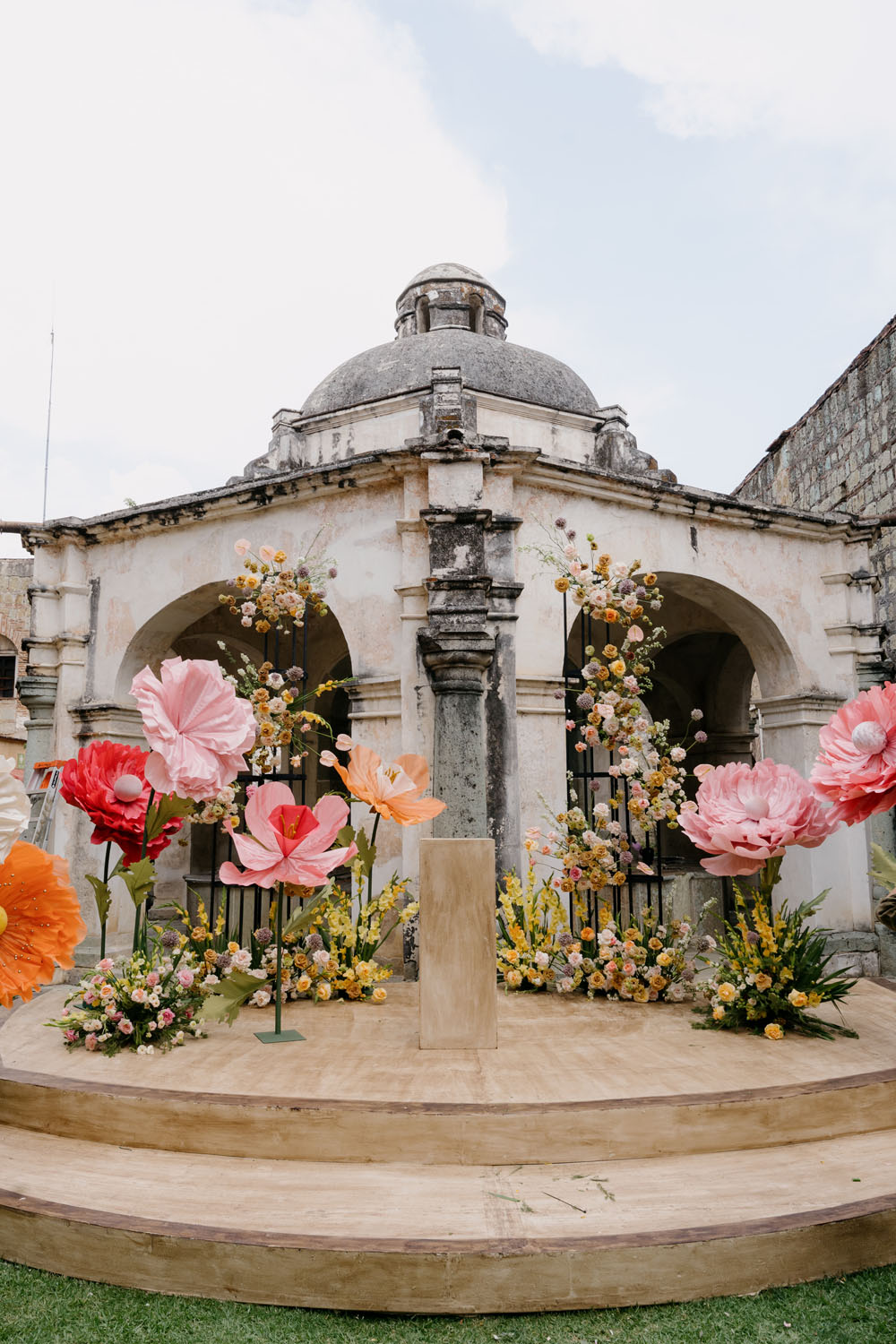 pink and red giant flowers for mexico wedding